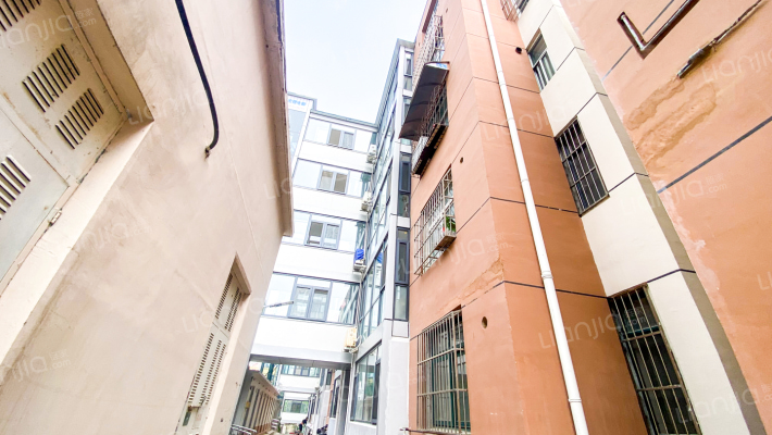 红门路树木园宿舍外景图