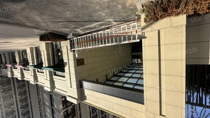 万科翡翠东第东区外景图