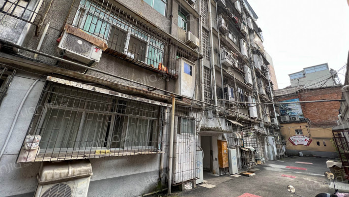 县开发家属院外景图