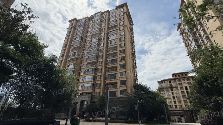 实力锦城公寓外景图