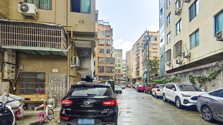 银座小区外景图