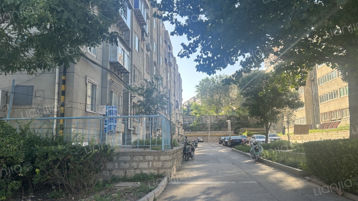 体育馆生活区外景图