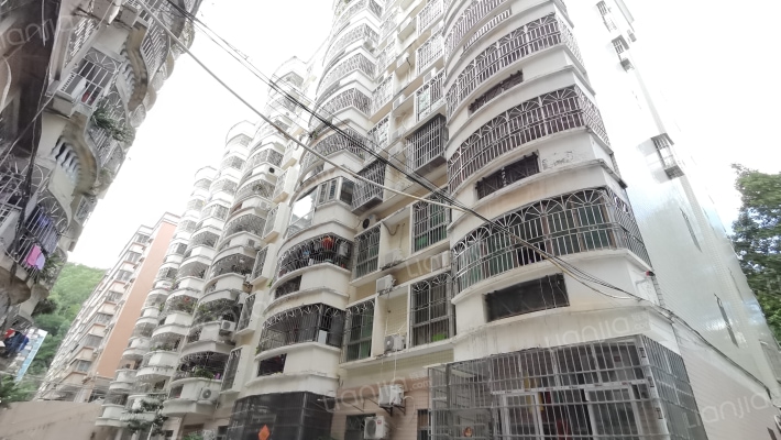 麦迪新村外景图