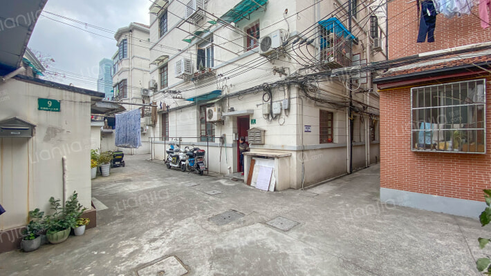 巨鹿路695弄外景图