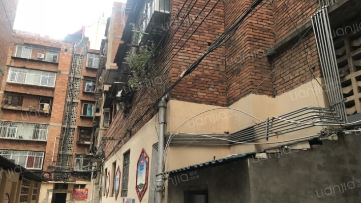 穿金路16号外景图