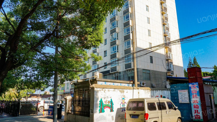 工建小区外景图