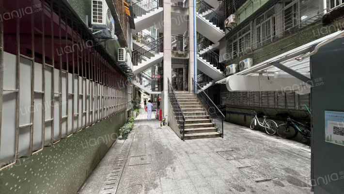 广州军区总医院宿舍外景图