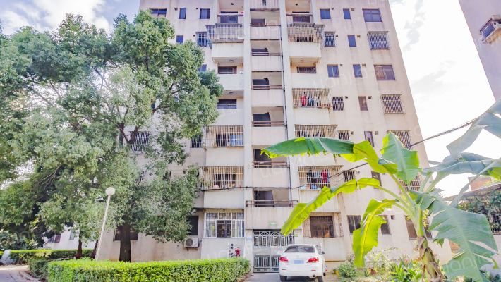 东湖山庄外景图