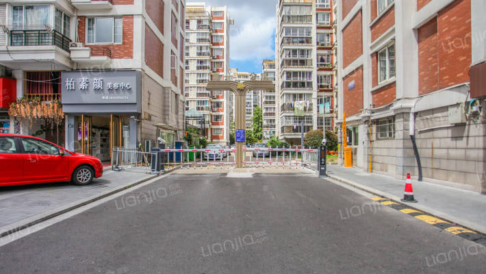 枫丹公寓外景图