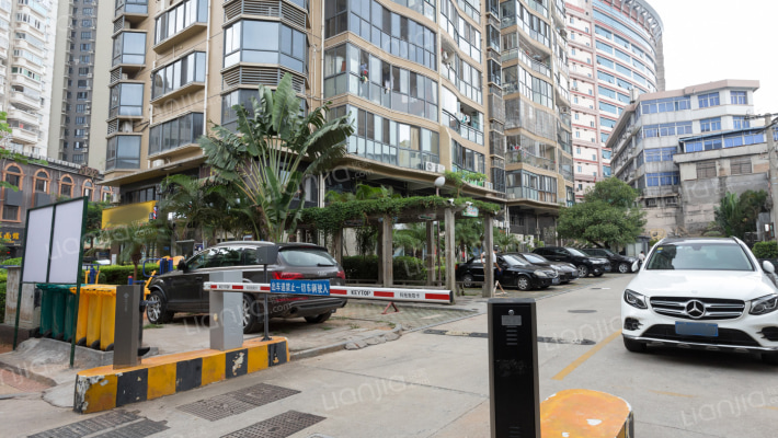 领秀中山外景图