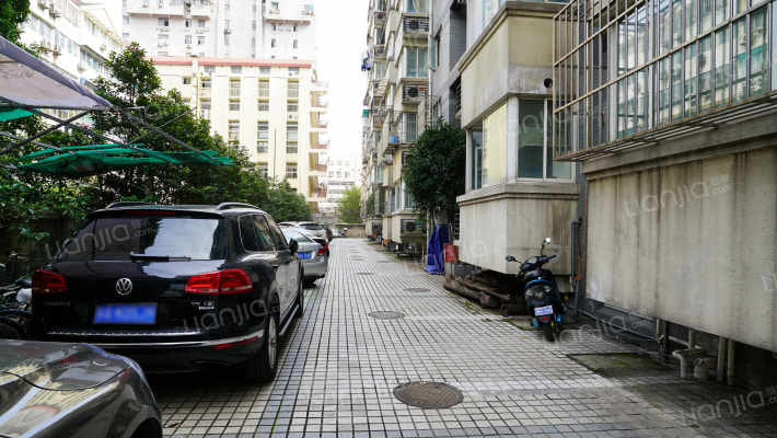 珠江路(玄武)外景图