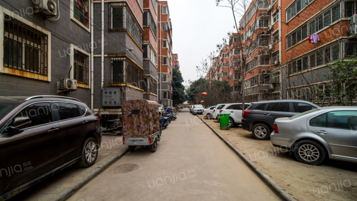 兴隆花园外景图