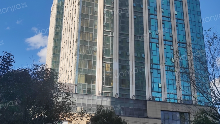 海伦中心外景图