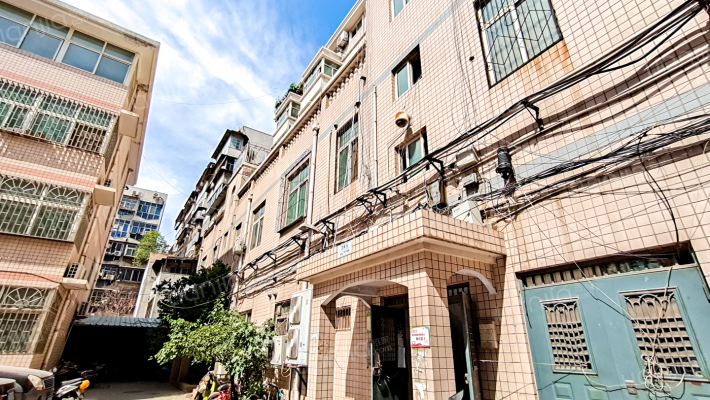 西大街85号外景图