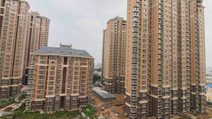 广杰龙湖华庭外景图