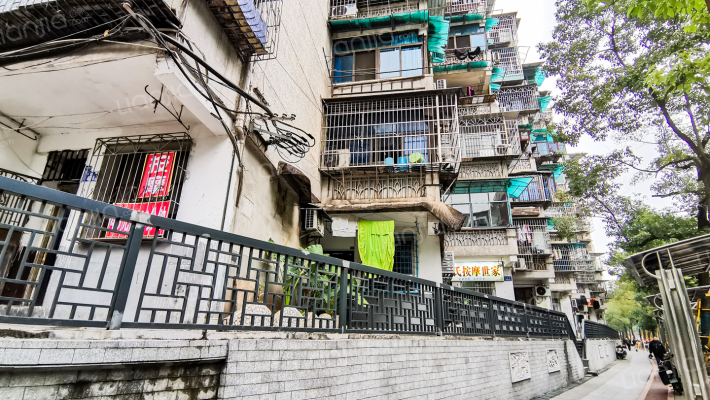 湖南省美术公司宿舍外景图