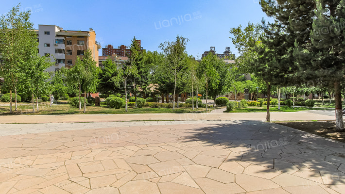 力旺康景外景图