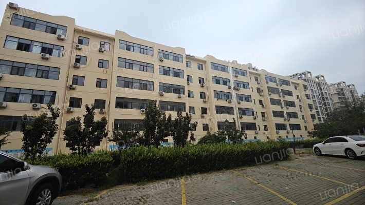 宝税公寓外景图