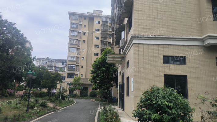 御都豪庭外景图