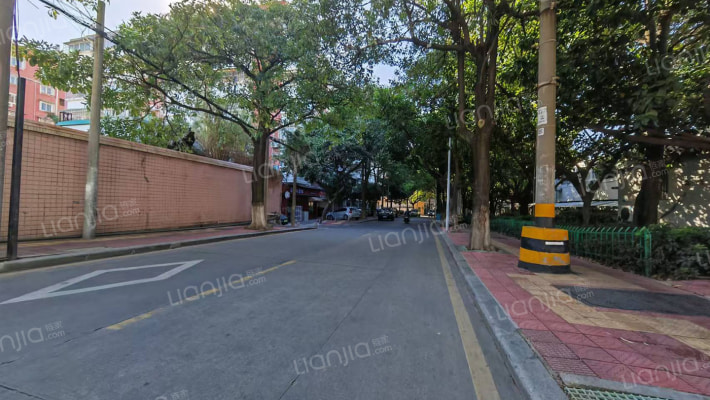 龙山南路外景图