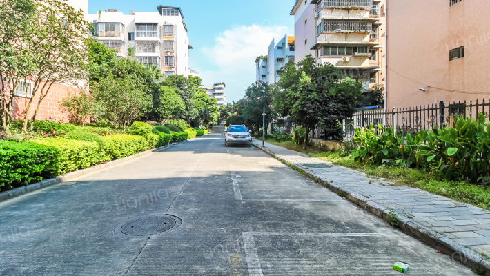 惠龙世纪城外景图