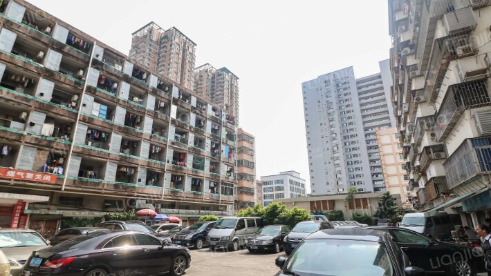 工业生活村外景图