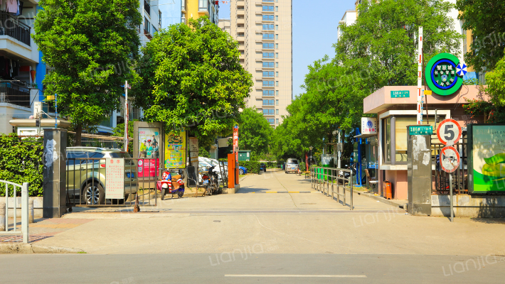 菊泉新城(菊盛路186弄)外景图
