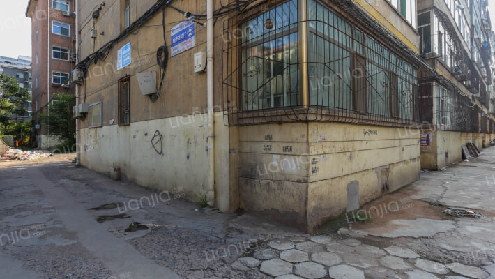 电子材料厂外景图