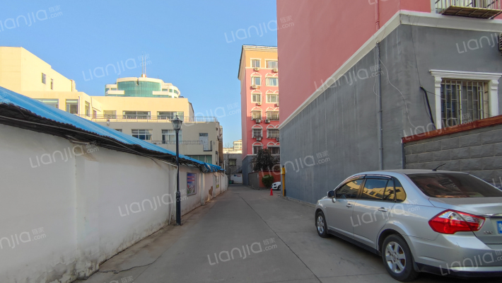 大桥处家属楼外景图