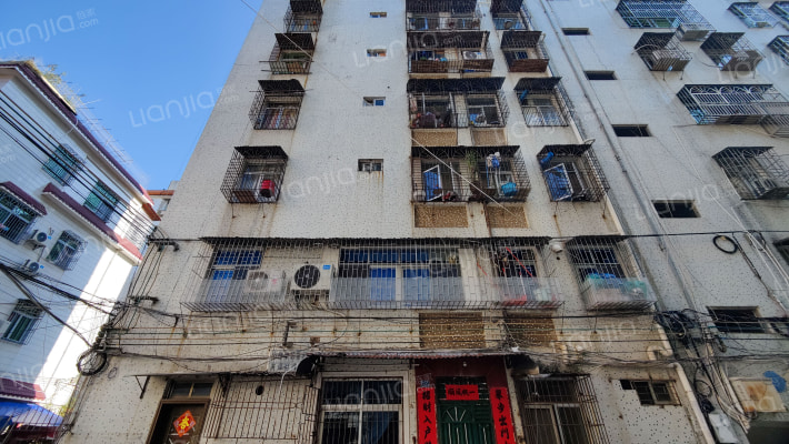 景山花园教师村外景图