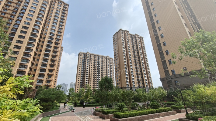 金鼎华郡外景图