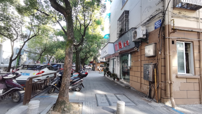 南苑社区国贸街116号居运楼外景图