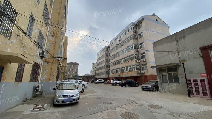 中医院宿舍外景图