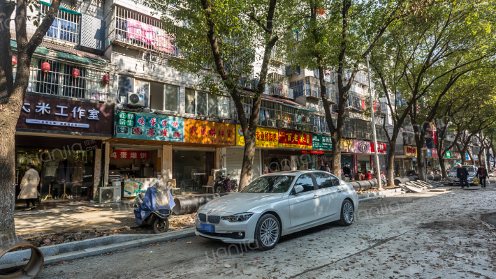 白云街散盘外景图