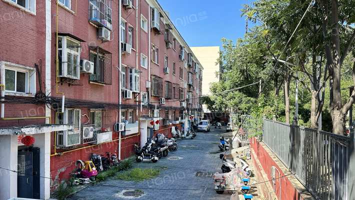 铁路局宿舍外景图