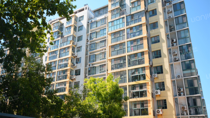 新淮中花园外景图