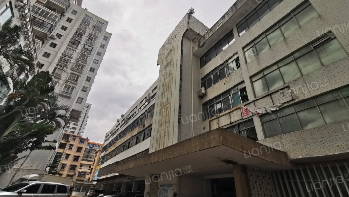 吉欣广场外景图