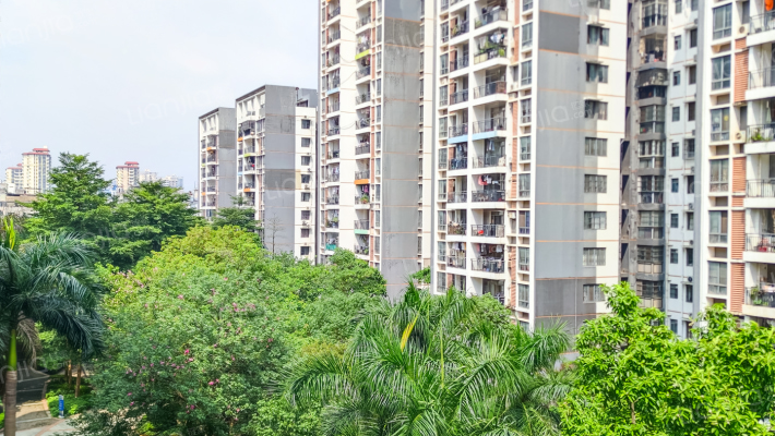 蓝波湾西区外景图