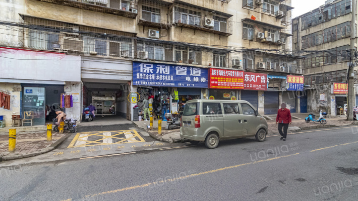 旭东路粮食局直属库家属院外景图