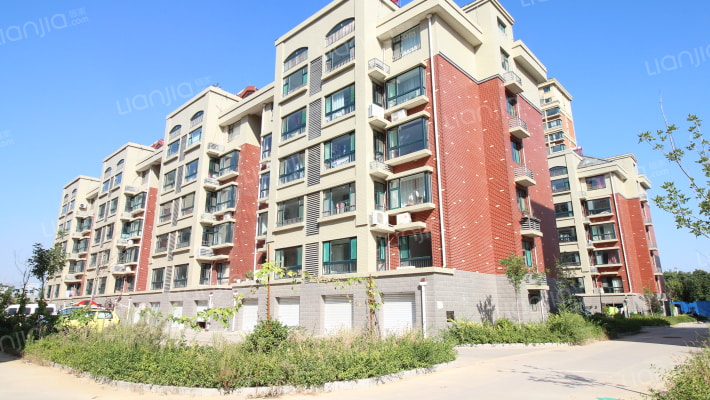 郎润盛世家园外景图