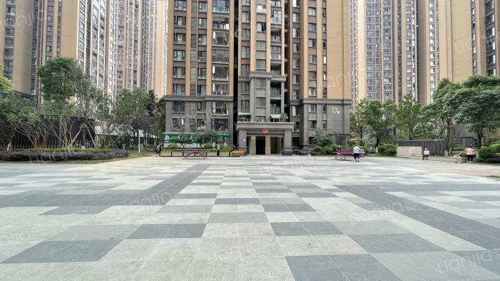 中央国际书香里外景图