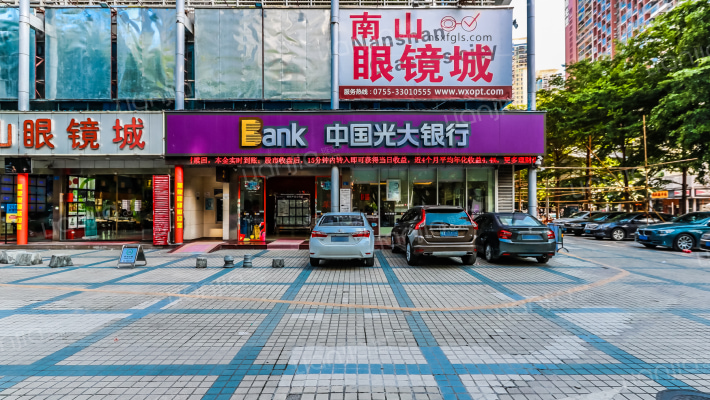 中润百分百公寓外景图