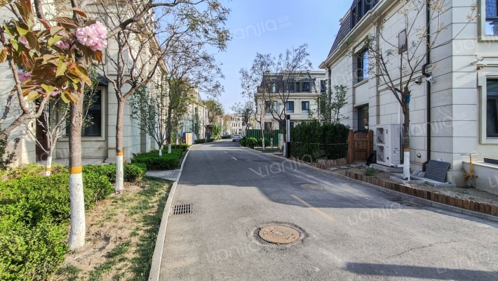 品澜花苑外景图