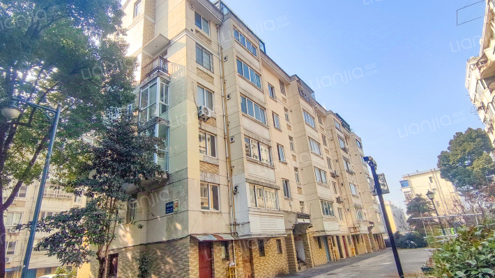 锅炉厂宿舍外景图