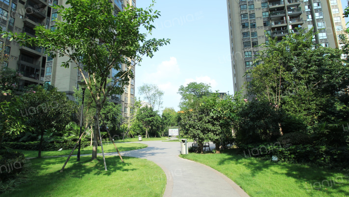 奥园金域外景图