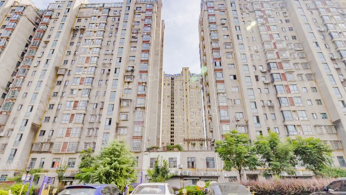 丽江名庭外景图