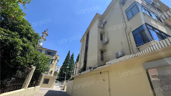 老体育馆宿舍外景图