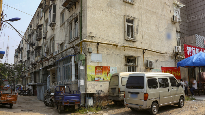 自行车厂楼外景图