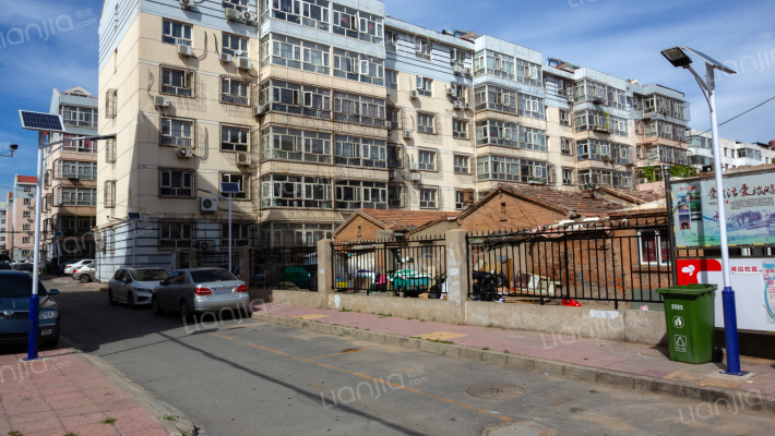 花园小区外景图