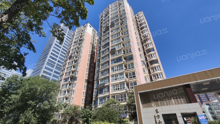 东方小区外景图